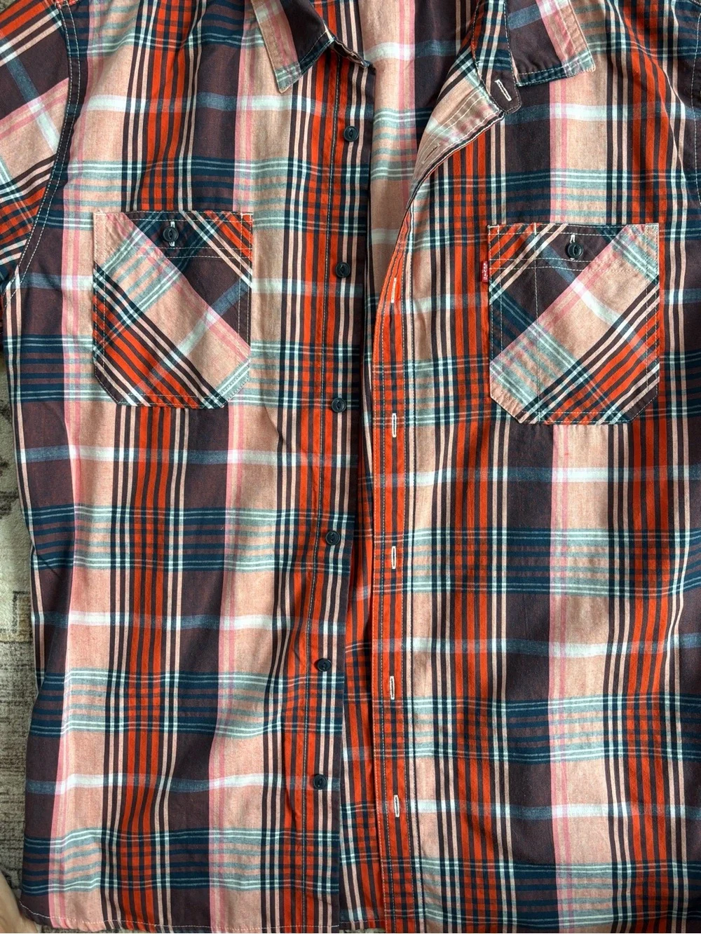 Levi's Red and Navy Short-Sleeve Plaid Button-Down Shirt